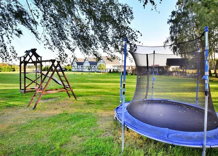 Nyaraló House In Jaros Awiec Near Tropicana Water Park *